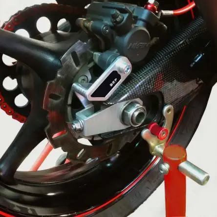 support-d-etrier-arriere-drp-pour-yamaha-r6-06-16 (6).webp