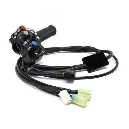 commodo-avec-tirage-jetprime-pour-yamaha-r1-20-21 (1).webp