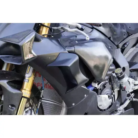 set-complet-carenage-s2-concept-yamaha-r1gp-a-partir-de-2015 (3).webp