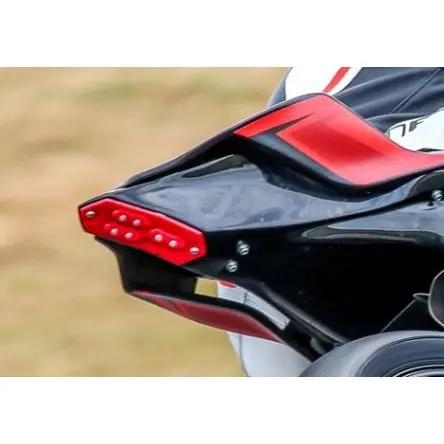 [Référence : 00-PE-FA-RL-6-YAM-INT-GUI] Feu arrière pluie Blinder pour Yamaha R1 15-24/R6 17-25/R7 21-25